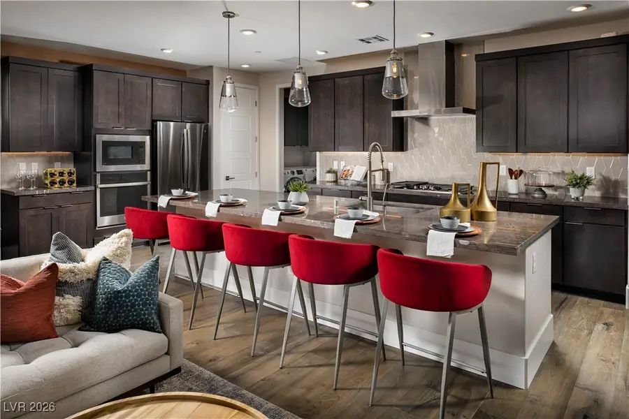 10135 Redwood Desert Drive, Las Vegas, NV 89143 - Image #2