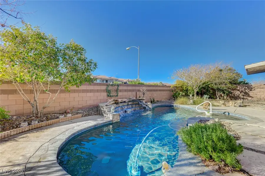225 Piedmont Alps Street, Henderson, NV 89012 - Image #2
