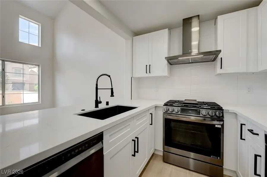 56 Belle Ridge Avenue, Las Vegas, NV 89123 - Image #2