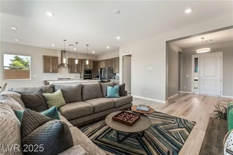 6312 Zephyr Peak Court, Las Vegas, NV 89149 - Image #2