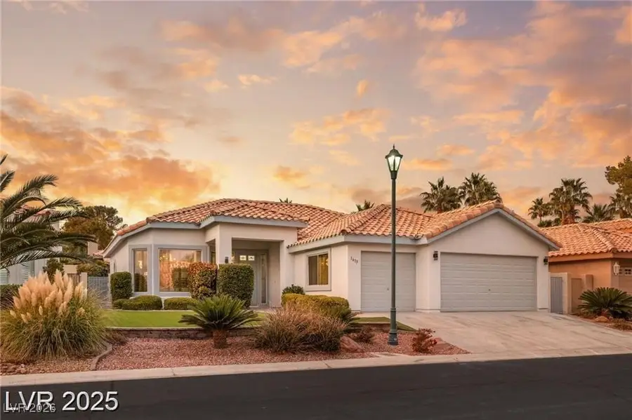 1613 Shadow Rock Drive, Las Vegas, NV 89117 - Image #2