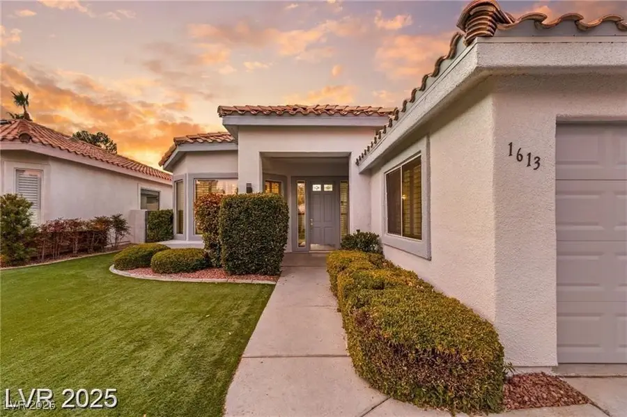 1613 Shadow Rock Drive, Las Vegas, NV 89117 - Image #3