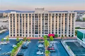 3930 University Center Drive #706, Las Vegas, NV 89119