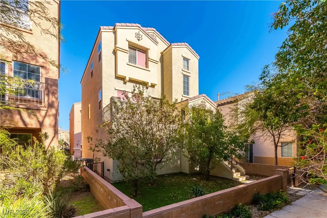 8925 Gobelin Tapestry Court, Las Vegas, NV 89149 - Image #1