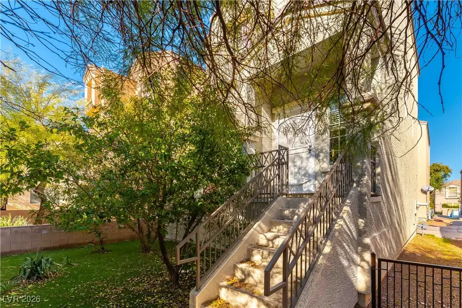 8925 Gobelin Tapestry Court, Las Vegas, NV 89149 - Image #2