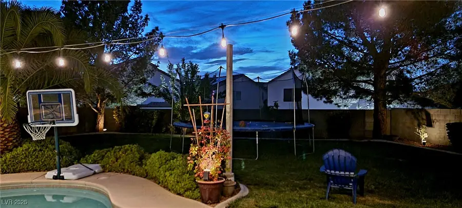 990 Crescent Meadows Court, Henderson, NV 89052 - Image #3