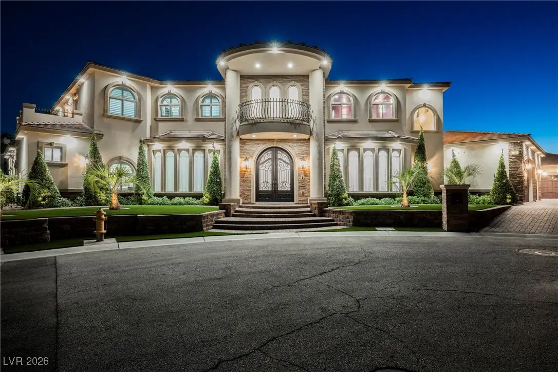 1721 S Tioga Way, Las Vegas, NV 89117 - Image #1