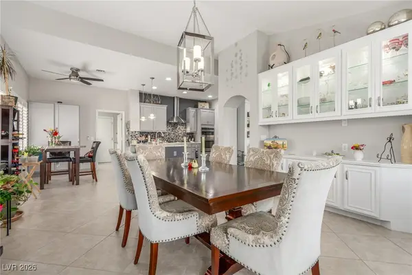 2456 Desert Glen Drive, Las Vegas, NV 89134