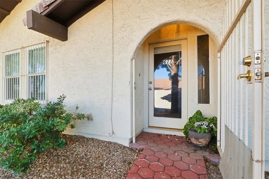 611 Sea Pines Lane, Las Vegas, NV 89107 - Image #2