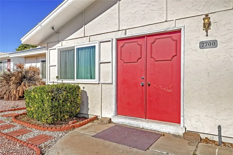 7700 Peacock Avenue, Las Vegas, NV 89145 - Image #3