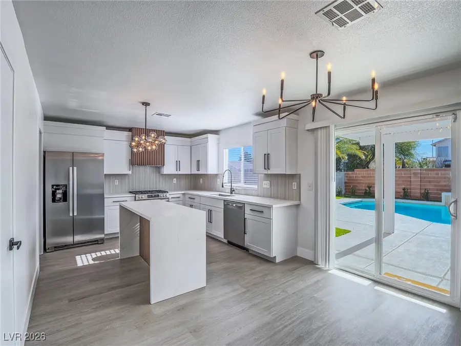 4329 Scarlet Sea Avenue, North Las Vegas, NV 89031 - Image #3
