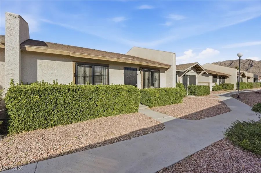 304 N Linn Lane, Las Vegas, NV 89110 - Image #2