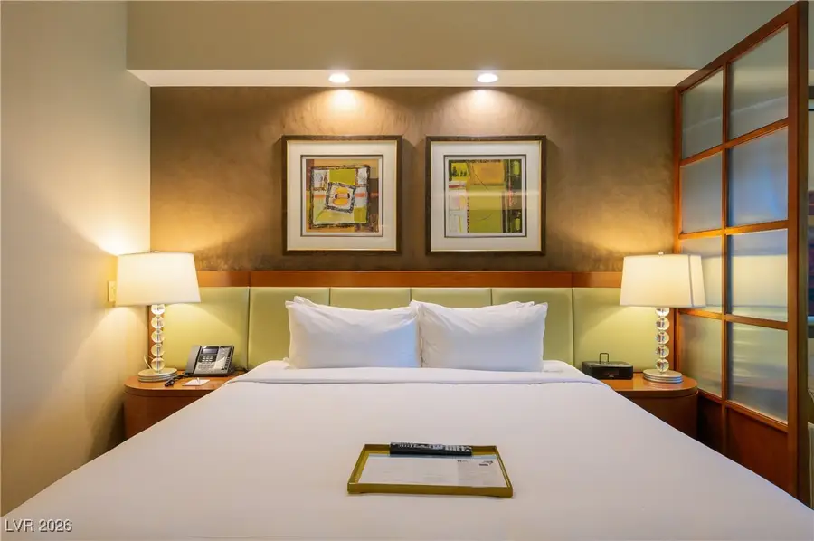 145 E Harmon Avenue #2011, Las Vegas, NV 89109 - Image #3