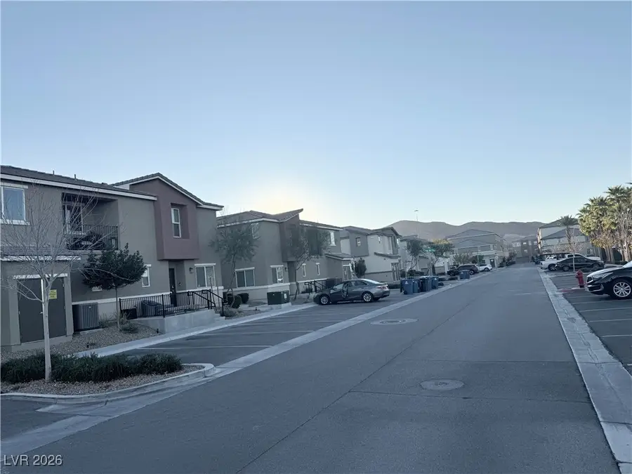 2872 Atomic Tangerine Way #1, Las Vegas, NV 89183 - Image #3