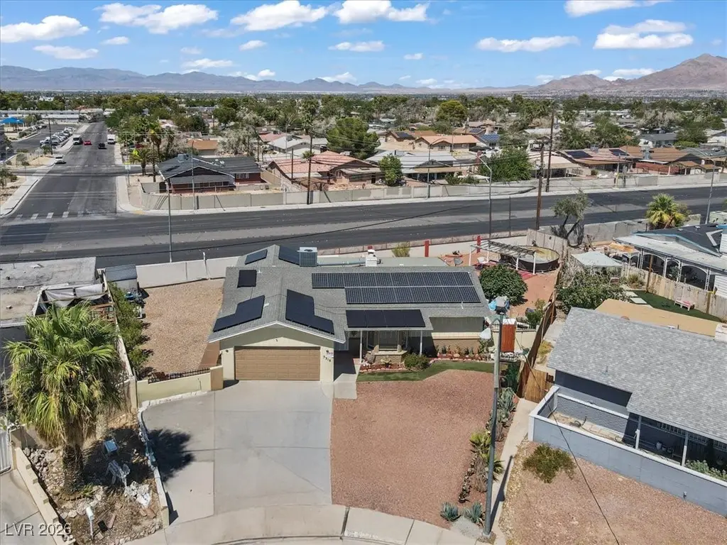 3318 Bancroft Circle, Las Vegas, NV 89121 - #1