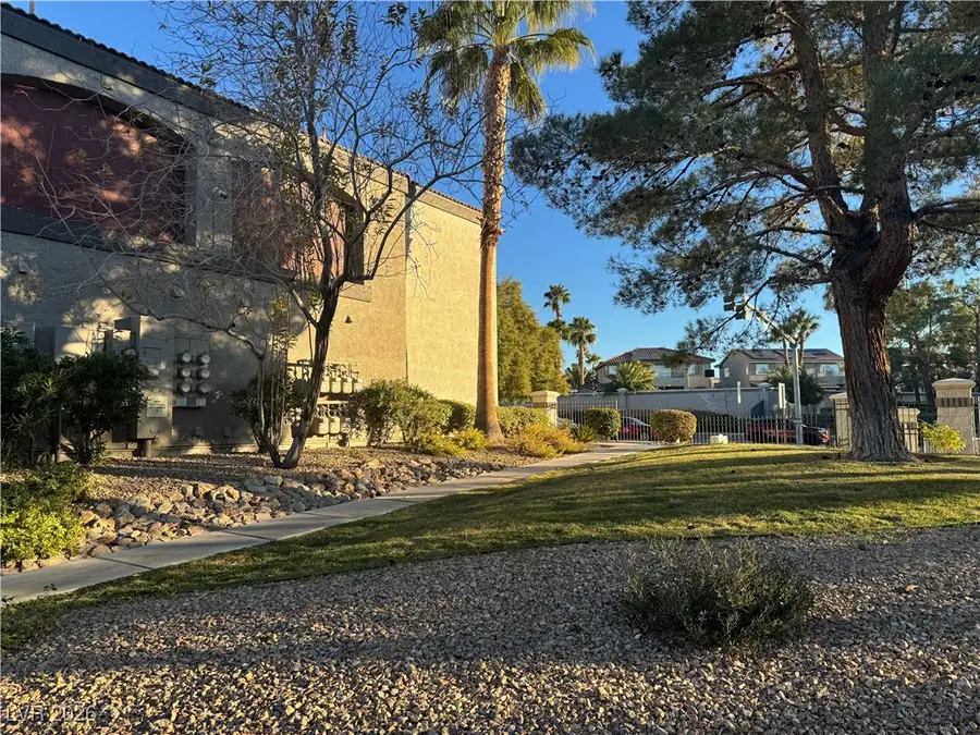 950 Seven Hills Drive #718, Henderson, NV 89052 - Image #2