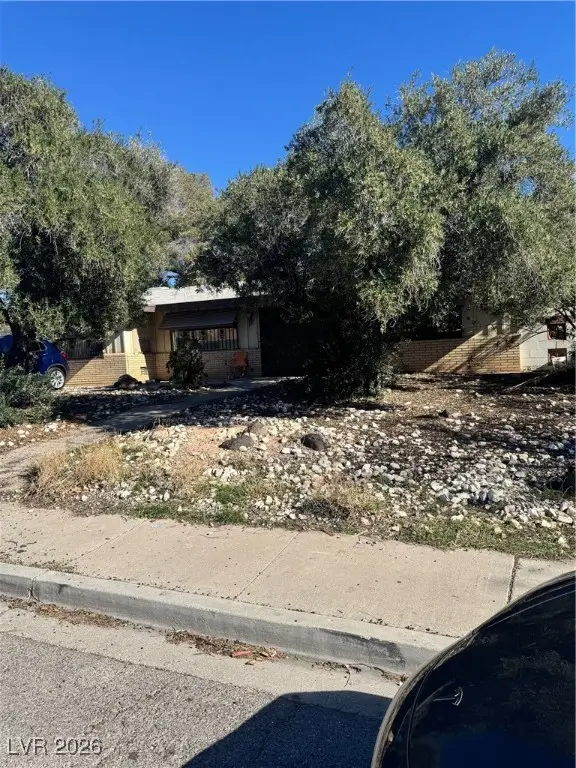 3200 Silver Saddle Street, Las Vegas, NV 89169 - Image #3