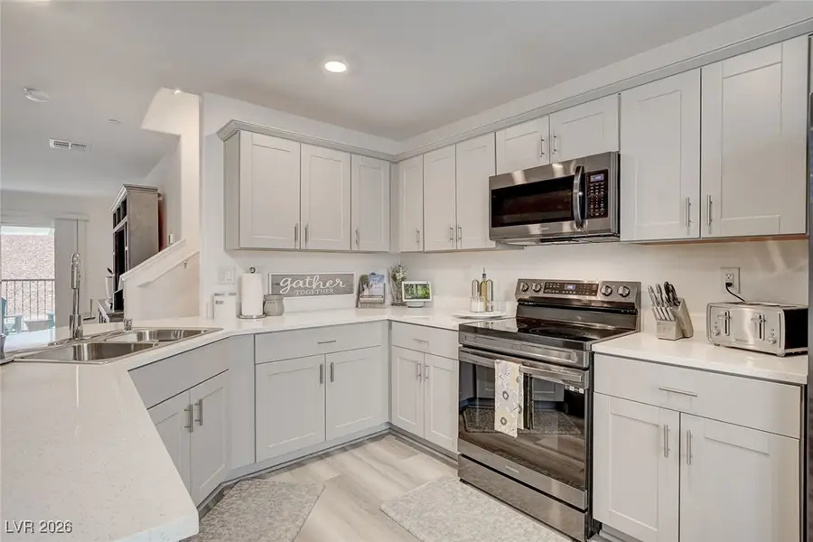 2755 Atomic Tangerine Way #3, Las Vegas, NV 89183 - Image #2