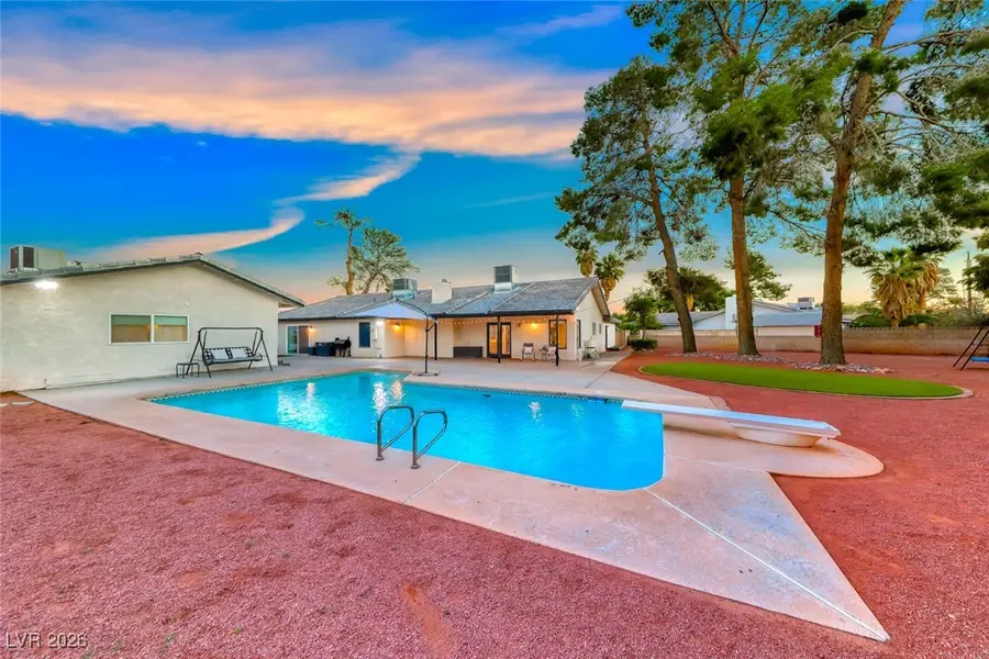 2735 Torrey Pines Drive, Las Vegas, NV 89146 - Image #3