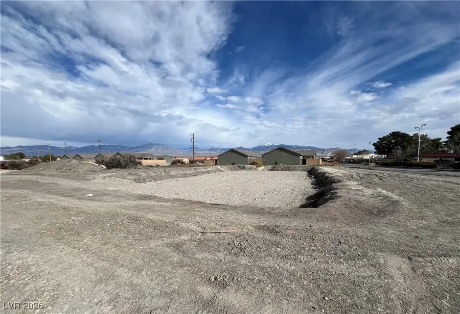 1121 S Ogden Avenue, Pahrump, NV 89048 - #3