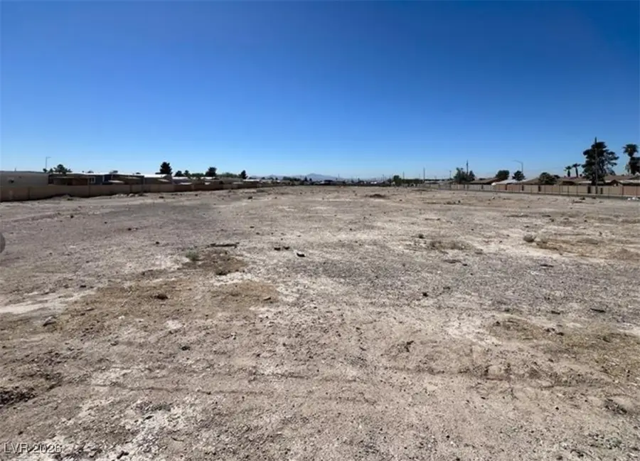 2150 Dolly Lane, Las Vegas, NV 89115 - Image #2