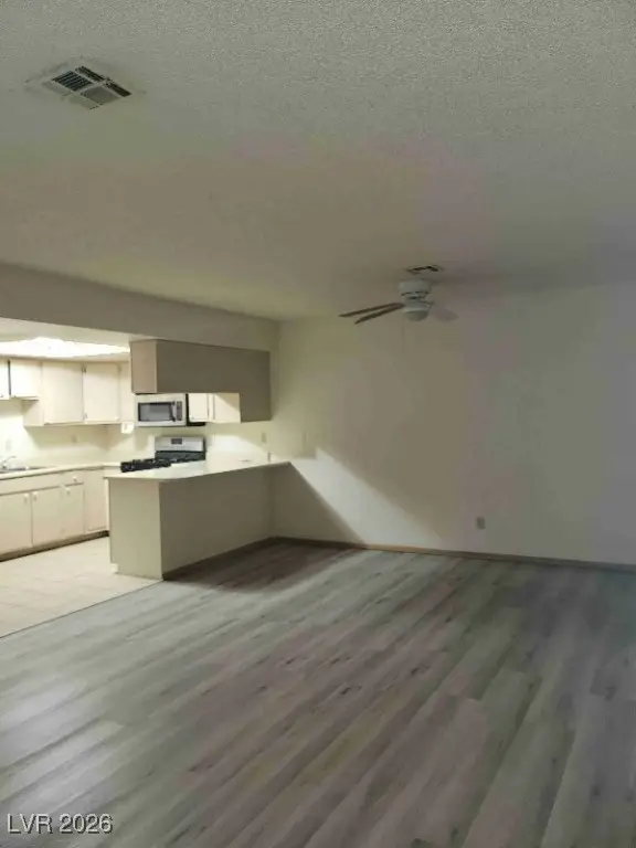 442 Holick Avenue, Henderson, NV 89011 - Image #2