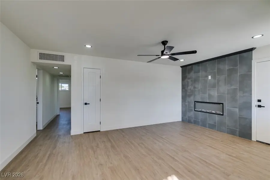 5128 Mountain View Drive, Las Vegas, NV 89146 - Image #3