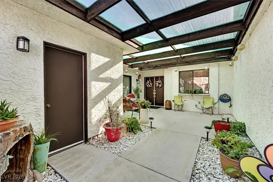 2577 Laconia Avenue, Las Vegas, NV 89121 - Image #3