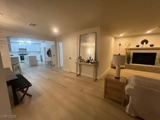6213 Fairwood Avenue, Las Vegas, NV 89107 - #2