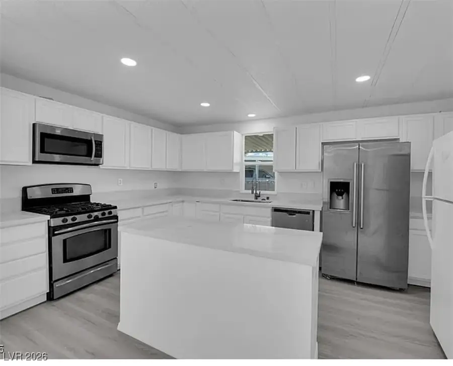 332 Sir Jeffery Circle, Las Vegas, NV 89110 - Image #2