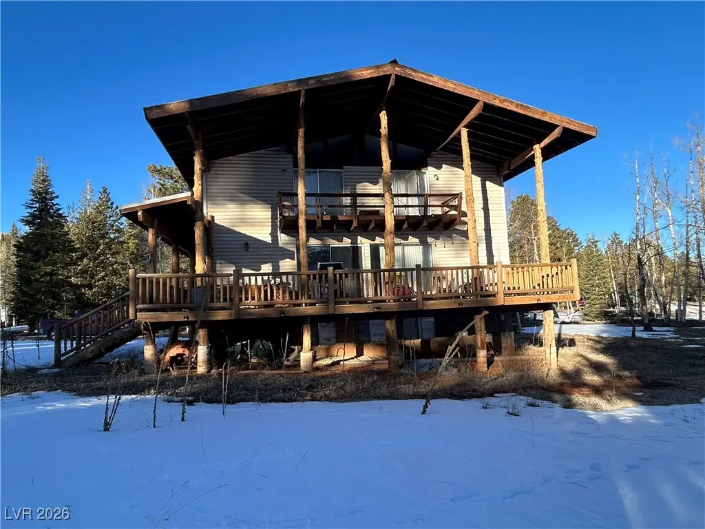 1330 W Strawberry Point Road, Duck Creek Village, UT 84762 - #1