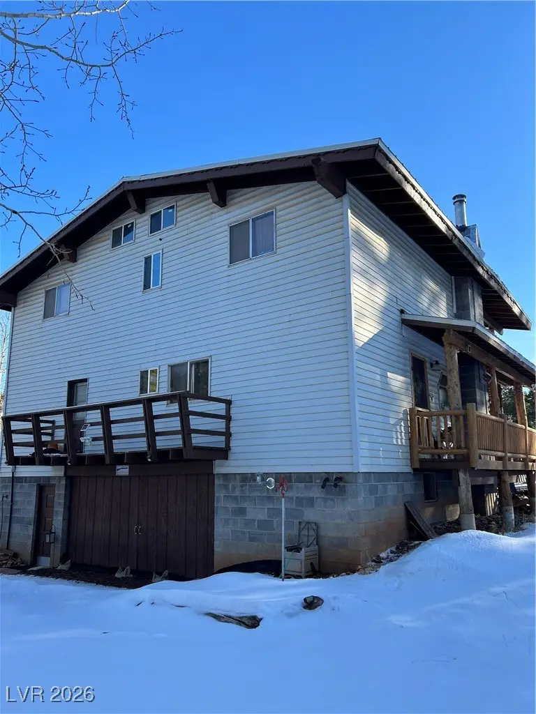 1330 W Strawberry Point Road, Duck Creek Village, UT 84762 - #3