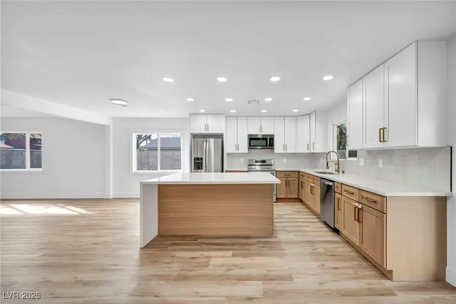 2500 W Oakey Boulevard, Las Vegas, NV 89102 - Image #2