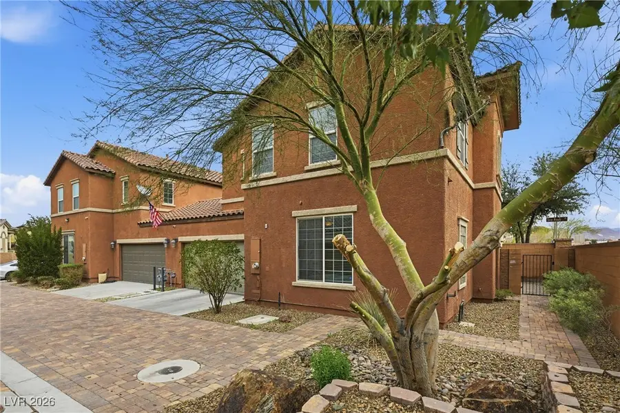 663 Swift Eagle Avenue, Henderson, NV 89015 - Image #3