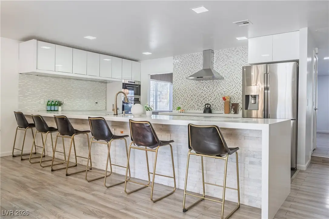 2221 Mohawk Street, Las Vegas, NV 89146 - Image #1