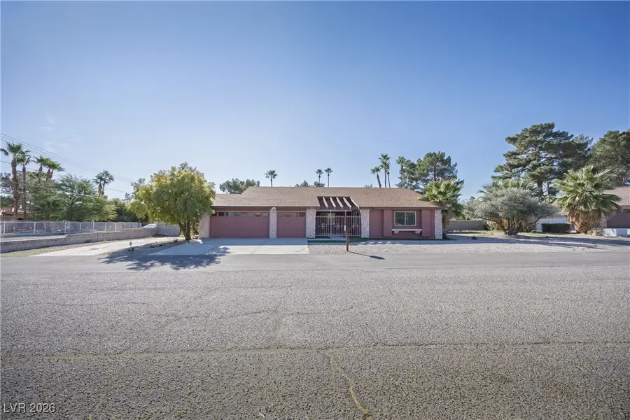 2221 Mohawk Street, Las Vegas, NV 89146 - Image #3