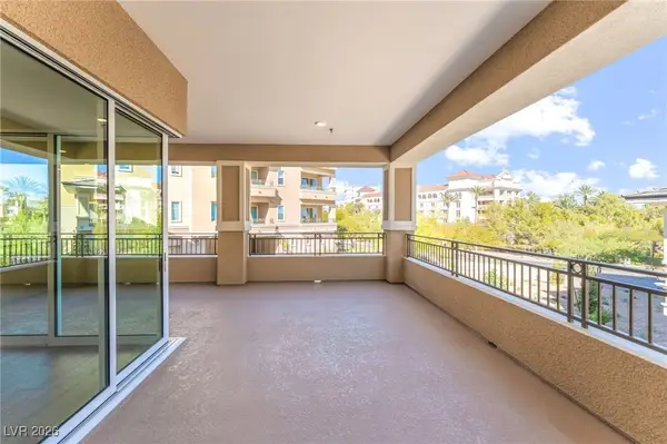 9132 Las Manaitas Avenue #202, Las Vegas, NV 89144