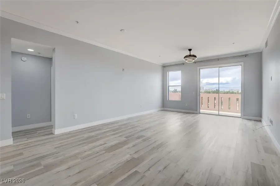27 E Agate Avenue #505, Las Vegas, NV 89123 - Image #2