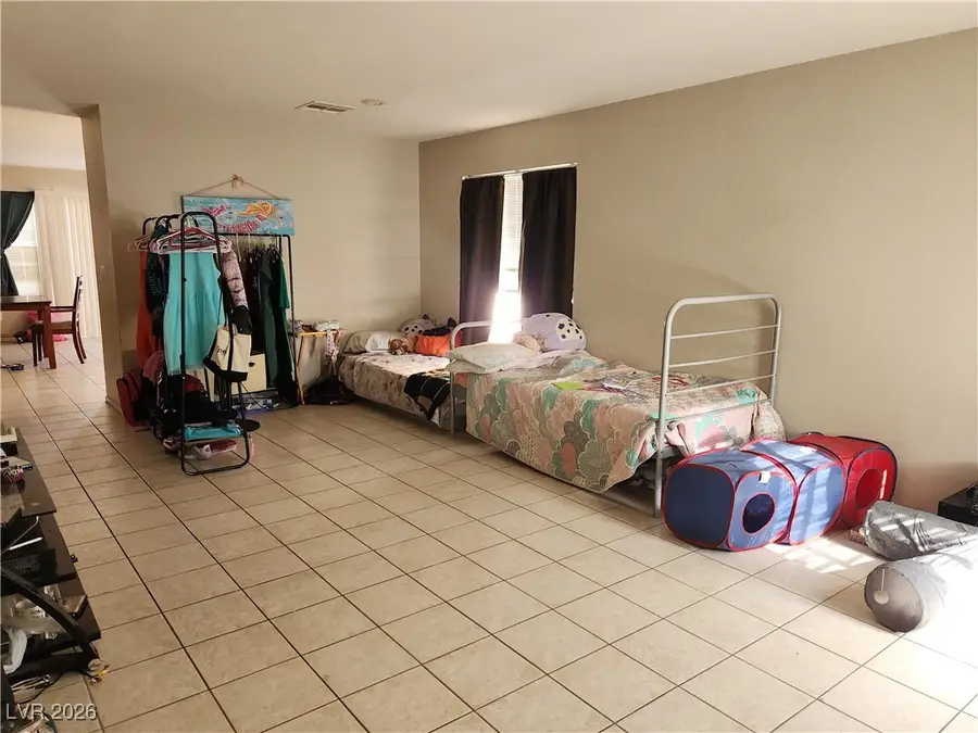 668 Rising Brook Drive, Henderson, NV 89011 - Image #2