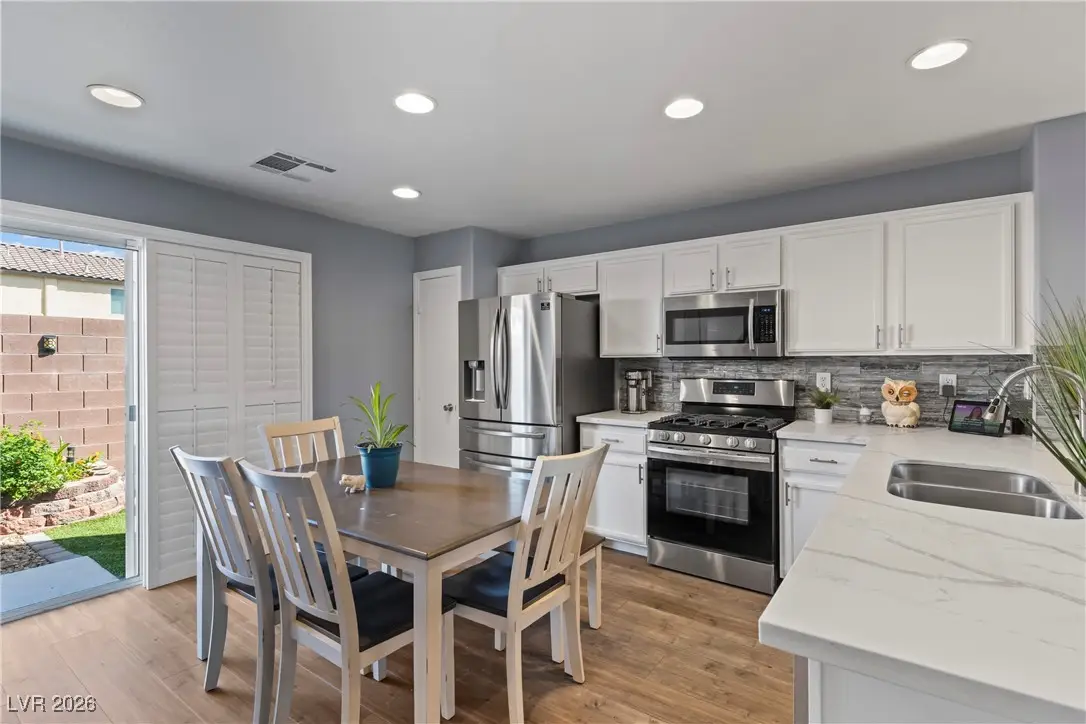 10400 Coyote Cub Avenue, Las Vegas, NV 89129 - Image #1