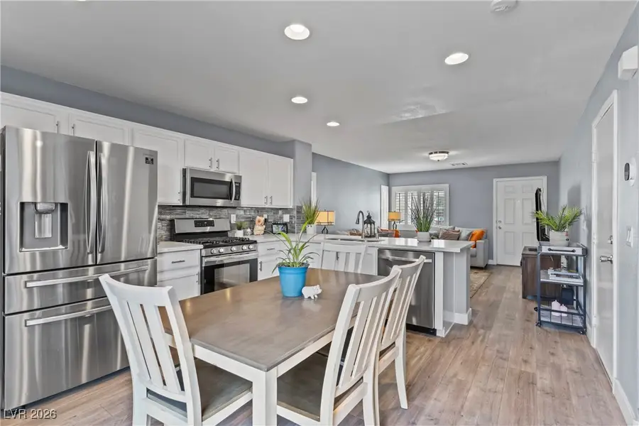 10400 Coyote Cub Avenue, Las Vegas, NV 89129 - Image #2