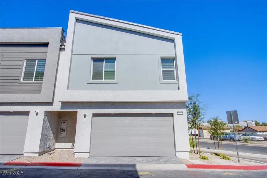 145 Aqua Commons Lane, Henderson, NV 89015 - Image #2
