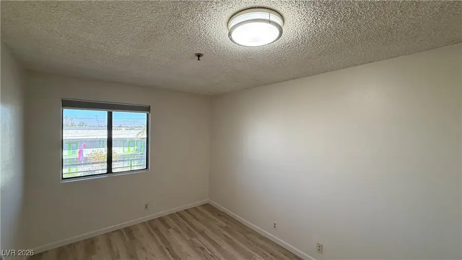 1381 E University Avenue #311, Las Vegas, NV 89119 - Image #3