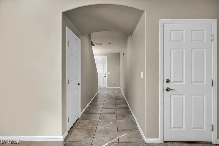 5336 Mountain Garland Lane, North Las Vegas, NV 89081 - Image #2