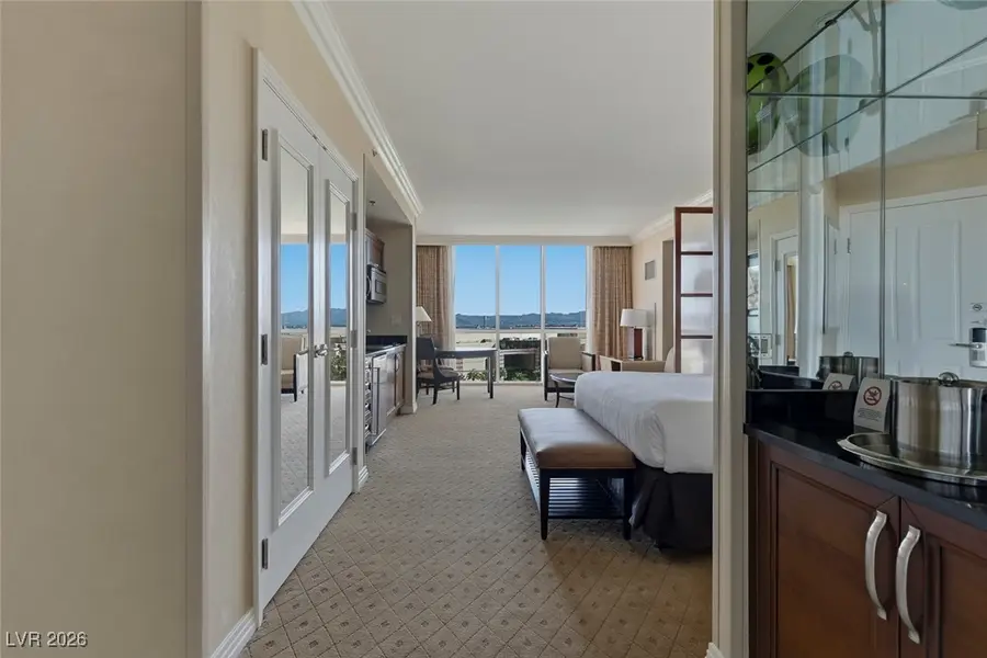 145 E Harmon Avenue #806, Las Vegas, NV 89109 - Image #2