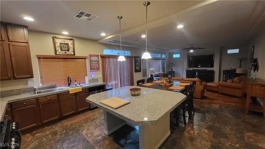 10710 Prairie Wheat Court, Henderson, NV 89052 - Image #2