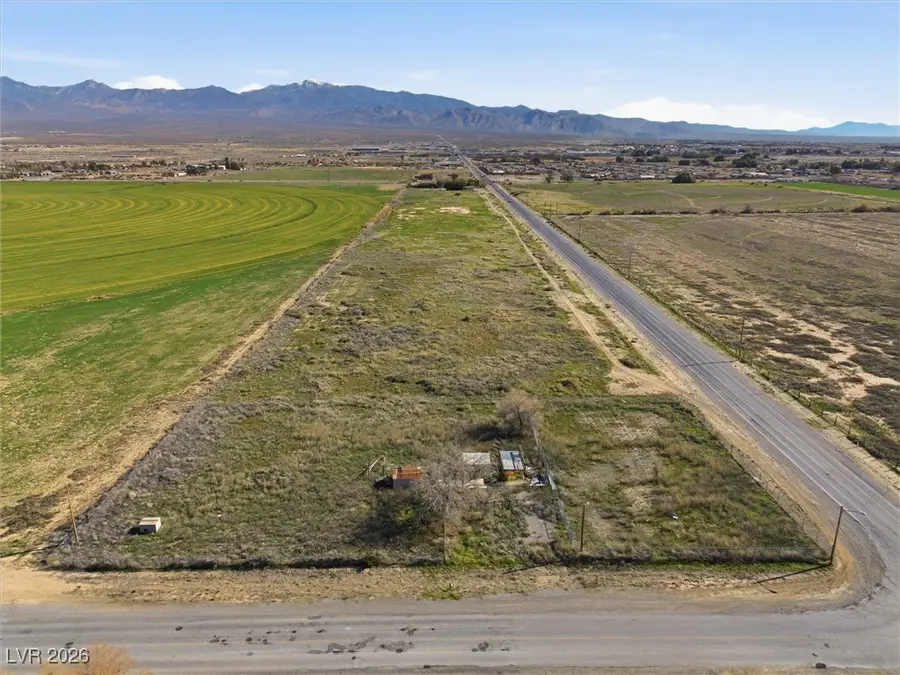 470 W Basin Avenue, Pahrump, NV 89060 - #2