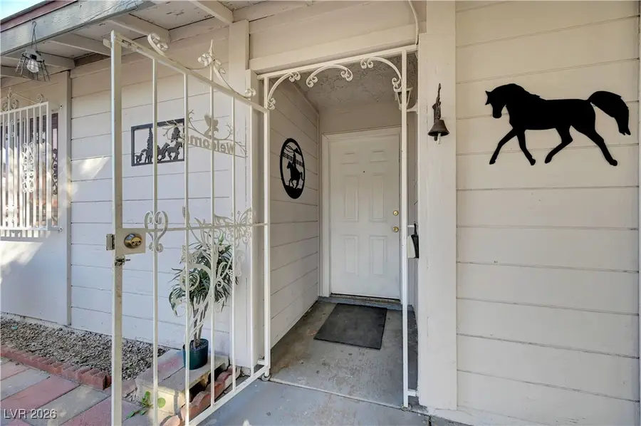 2732 Johannson Lane, Las Vegas, NV 89115 - Image #3