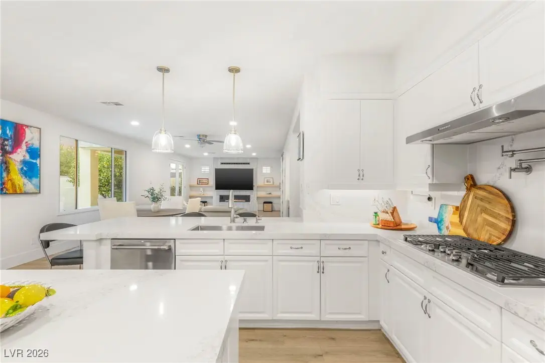 712 Proud Eagle Lane, Las Vegas, NV 89144 - #1