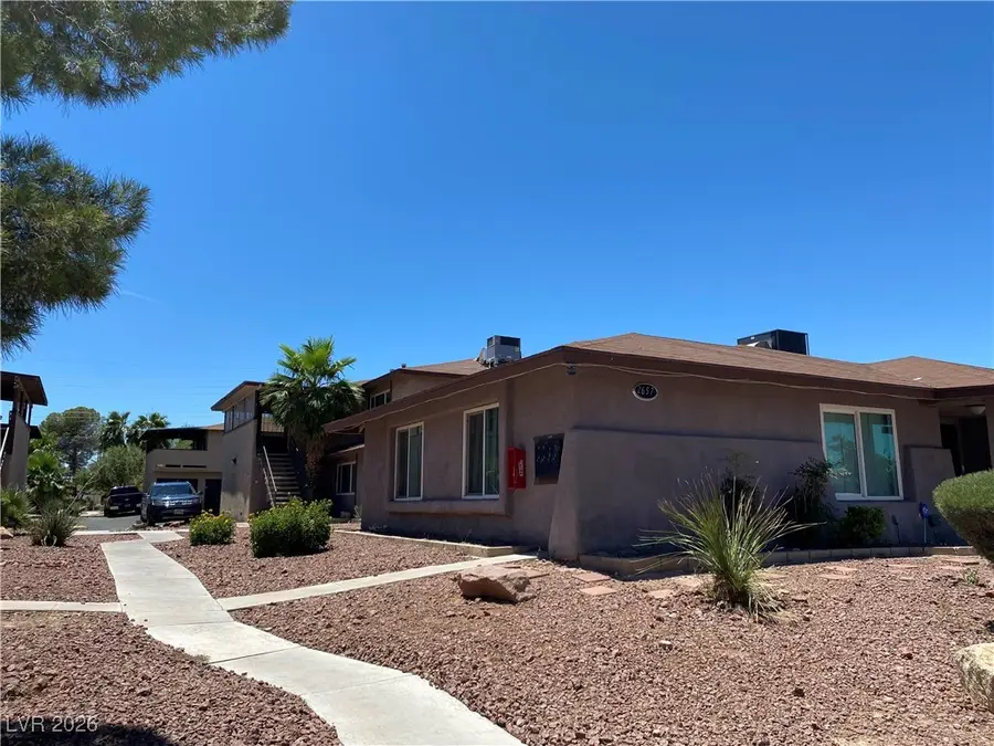 2657 Kline Circle, Las Vegas, NV 89121 - Image #2